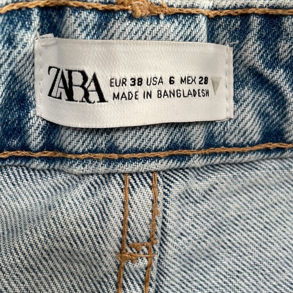 Zara High Waist Jean Shorts - Picture 2 of 3